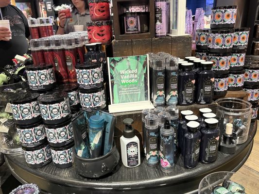 Bath & Body Works, 6600 Menaul Blvd NE, Albuquerque, NM 87110, US