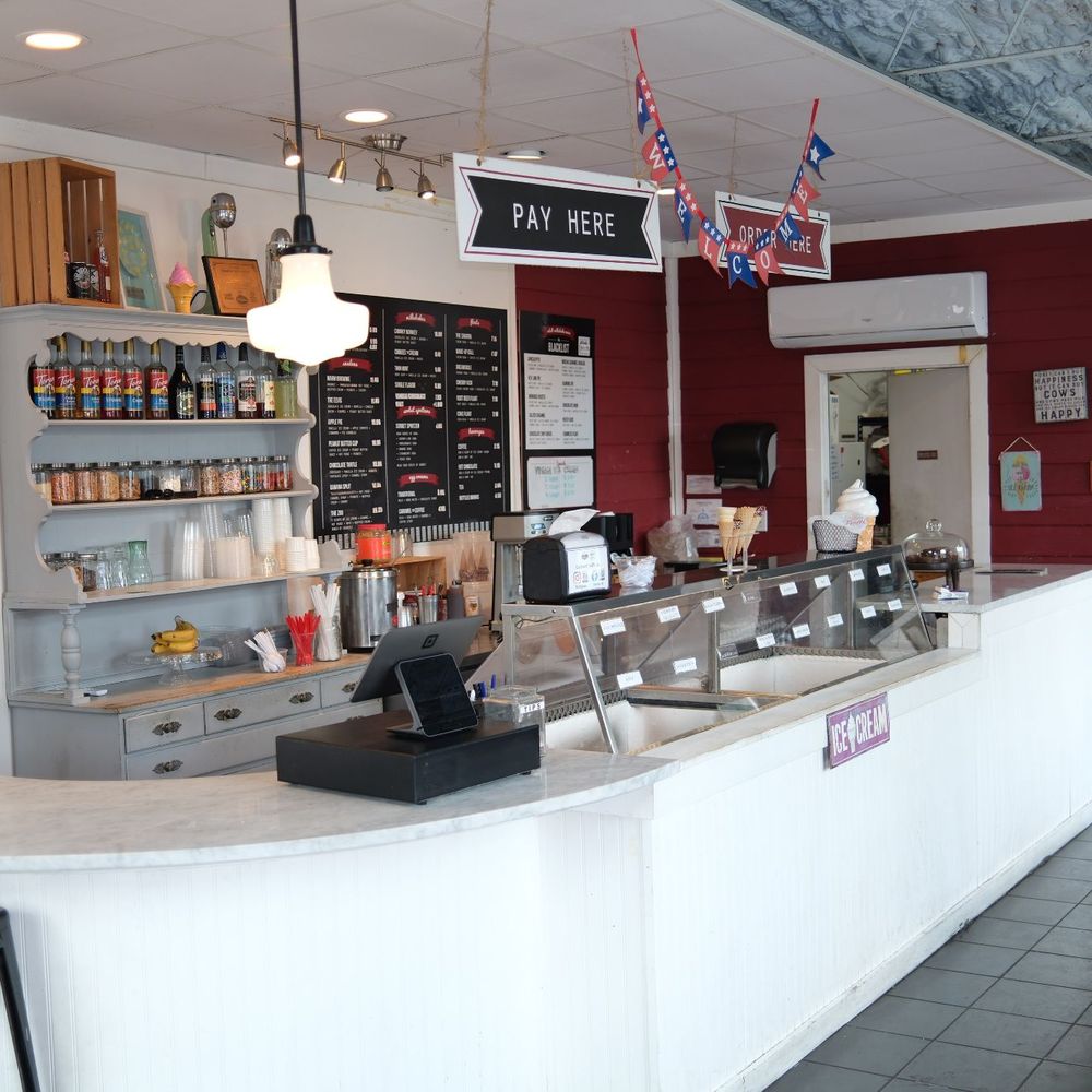 The Soda Fountain - Ice Cream counter - Ice Cream & Frozen Yogurt Near Me - Orlando, Florida The Soda Fountain - Ice Cream counter - Ice Cream & Frozen Yogurt Near Me - Orlando, Florida