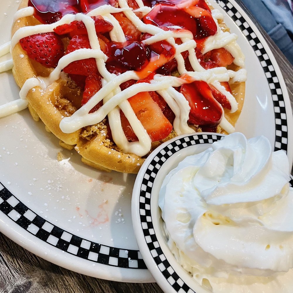 Rise & Dine Eatery - Strawberry shortcake - Breakfast & Brunch Near Me - Toronto, Ontario Rise & Dine Eatery - Strawberry shortcake - Breakfast & Brunch Near Me - Toronto, Ontario