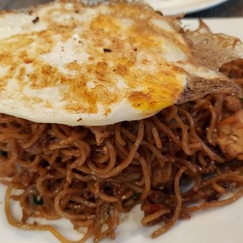 Prata House - Egg mi goreng (with tofu) - Indian Near Me - West Covina, California Prata House - Egg mi goreng (with tofu) - Indian Near Me - West Covina, California