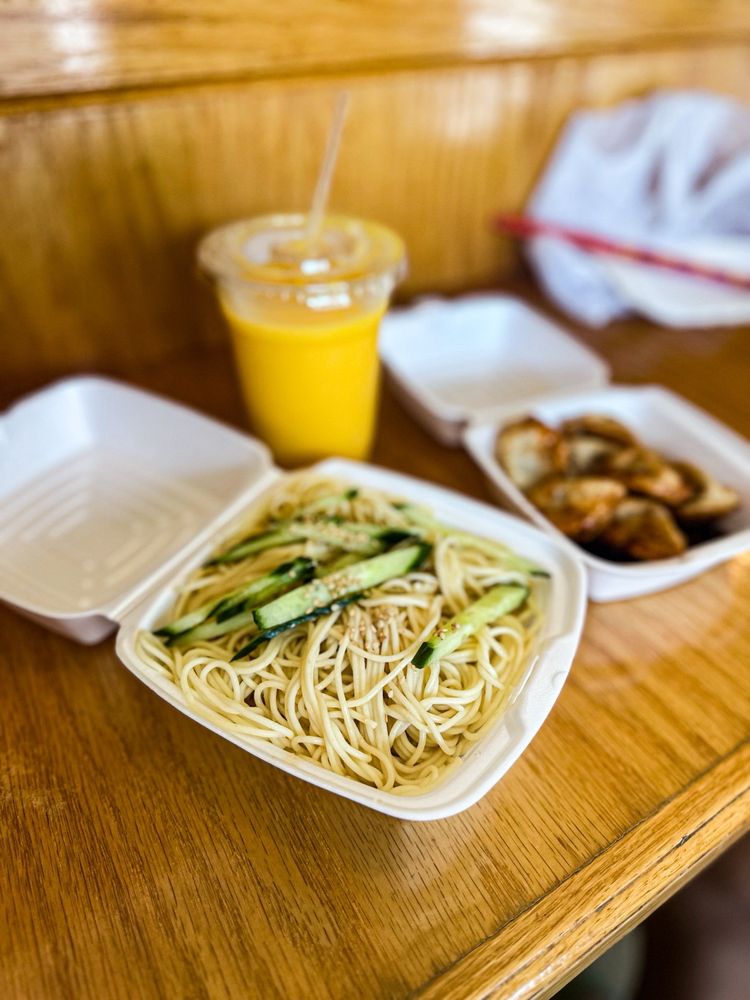 Food from May Way Dumplings