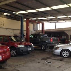Presicion Car Care - Interior del taller.