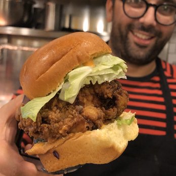 Roch le Coq - Rochy Chicken Burger! - Chicken Shop Near Me - Montreal, Quebec Roch le Coq - Rochy Chicken Burger! - Chicken Shop Near Me - Montreal, Quebec