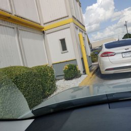 Drive thru