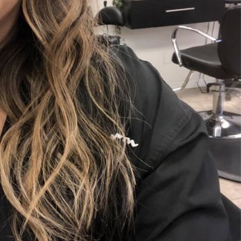 Scisters Salon - Hair Salons Near Me - La Mesa, California