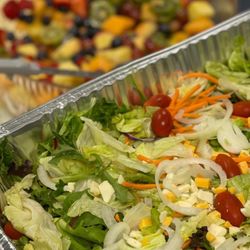 Jibble Jabble Eatz - Fruit and a tossed salad