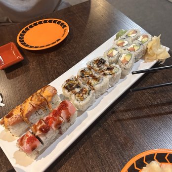 Gorilla Sushi Wicker Park - Philly Roll, Mini Godzilla - Sushi Bars Near Me - Chicago, Illinois
