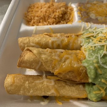 Alberto's Mexican Food - a plate of tacos and rice - Mexican Near Me - Corona, California