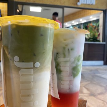 Junbi - Waikiki - Iced Madagascar Vanilla Matcha Latte & Iced Strawberry Matcha Latte with Coconut milk - Coffee & Tea Near Me - Honolulu, Hawaii Junbi - Waikiki - Iced Madagascar Vanilla Matcha Latte & Iced Strawberry Matcha Latte with Coconut milk - Coffee & Tea Near Me - Honolulu, Hawaii