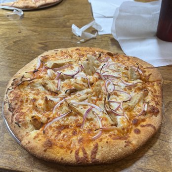 Highlands Pizza Place - Buffalo Chicken 10" pizza - Sandwiches Near Me - Highlands, North Carolina Highlands Pizza Place - Buffalo Chicken 10" pizza - Sandwiches Near Me - Highlands, North Carolina
