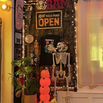 Cafe Crema - Holiday decorations - Breakfast & Brunch Near Me - Gloucester City, New Jersey