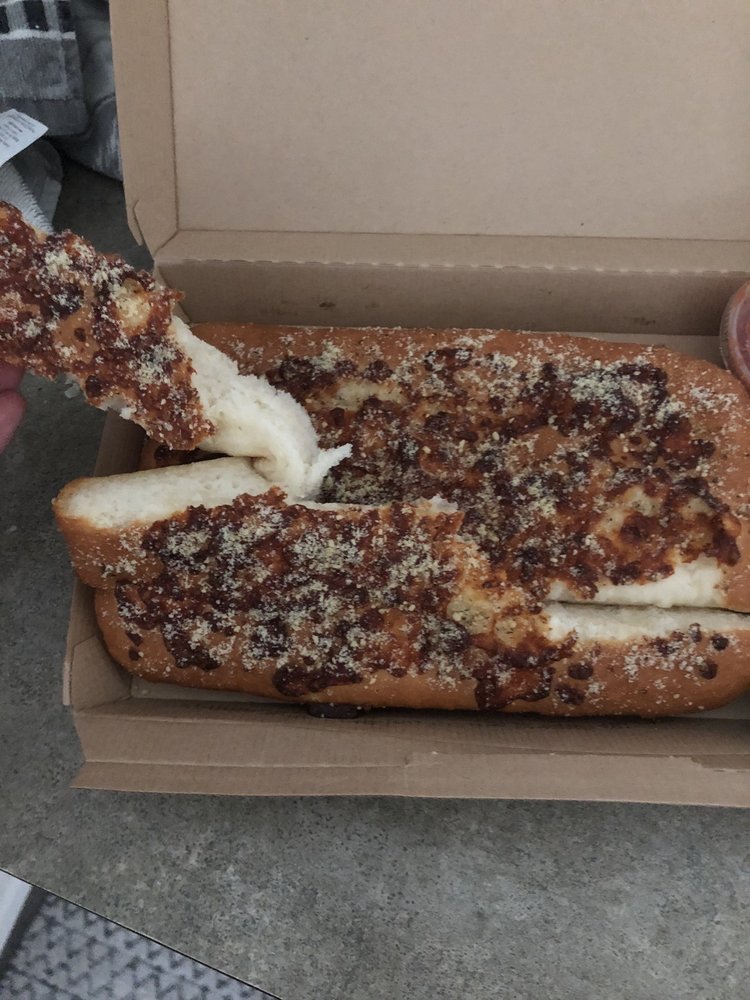 PIZZA HUT Updated September 2024 11 Reviews 9770 Dorchester Rd