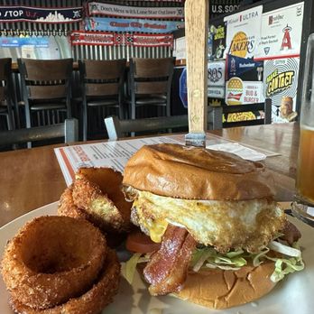 Lopez & Lefty's - Breakfast burger with onion rings - New American Near Me - Anaheim, California Lopez & Lefty's - Breakfast burger with onion rings - New American Near Me - Anaheim, California