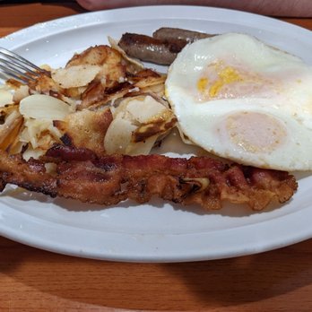 Granny's - Bacon is crispy, but salty - American Near Me - Winchester, Virginia