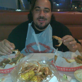 Seafood and Crawfish - We're enjoying shrimp, wings and catfish :) our new favorite place - Seafood Near Me - Riverside, California Seafood and Crawfish - We're enjoying shrimp, wings and catfish :) our new favorite place - Seafood Near Me - Riverside, California