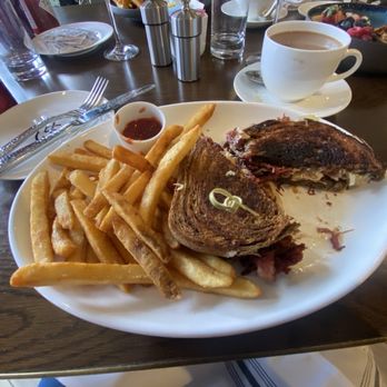 Coastal 15 - Rueben Sandwich - Southern Near Me - Savannah, Georgia