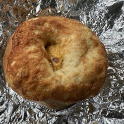 Giovanni's Brooklyn Bagels - Jalapeno Cheddar Bacon Egg & Cheese