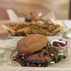 Bo & Vine Burger - Gluten free Willamette