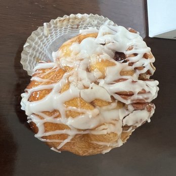 Kretchmar's Bakery - Sticky bun/cinnamon roll - Bakeries Near Me - Beaver, Pennsylvania