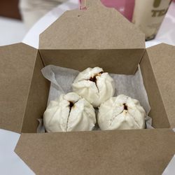 M TEA - Roast pork buns