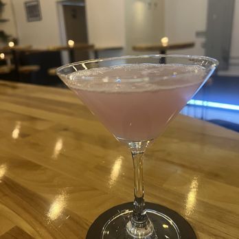 The Connect Bar - Cosmo - Lounges Near Me - Jamica, New York