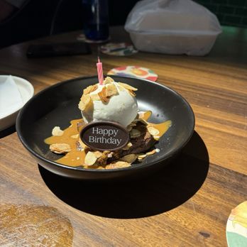 Bakan - Brownie and ice cream - Mexican Near Me - Miami, Florida