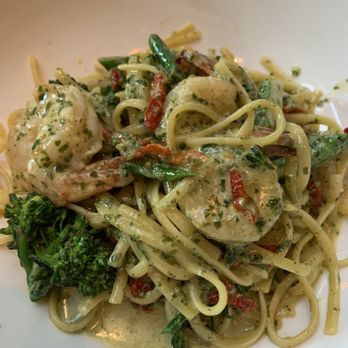Mi Piace - Linguine Pesto with shrimp - Italian Near Me - Pasadena, California