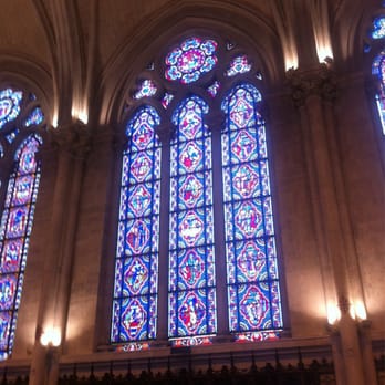 Chartreux Communication - Les vitraux de la chapelle - Colleges & Universities Near Me - Lyon, 69