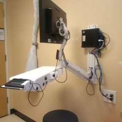 Sea Mar Vancouver Fourth Plain Medical Clinic - Computer