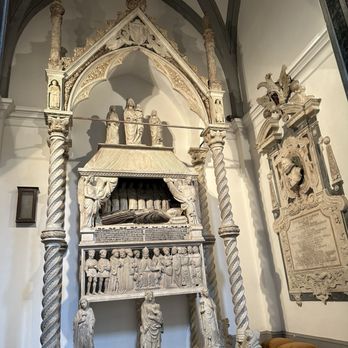 Duomo di Napoli - Churches Near Me - Naples, NA