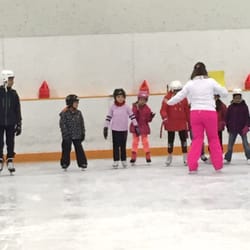 Meadowvale 4 Rinks - There's my Nikki in the Pink Sweater.