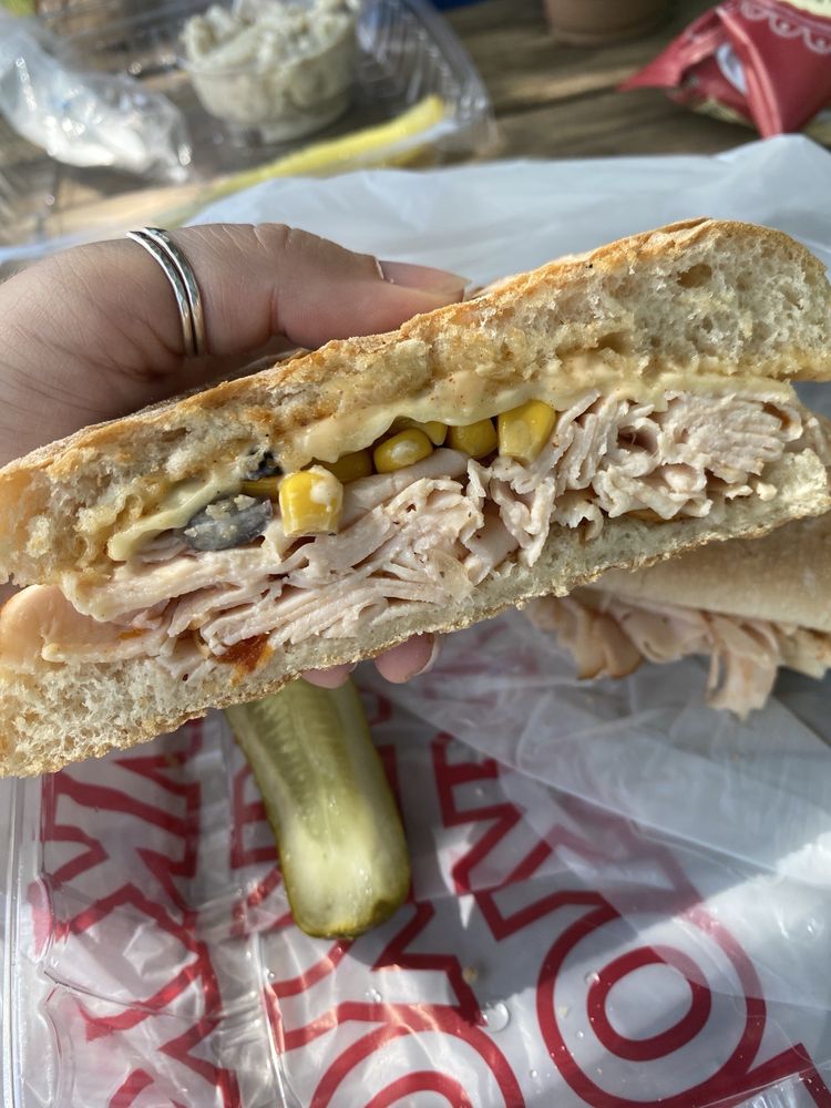 Sweet Honey Cafe And Bakery Logo