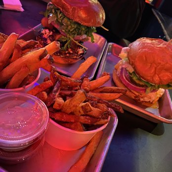 Scolari's Good Eats - Both burgers with the fries and glimpse of aioli - Burgers Near Me - Alameda, California