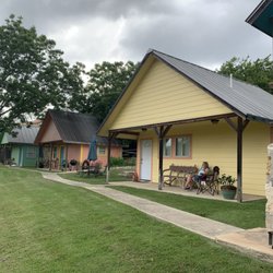 Blanco Riverside Cottages