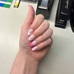 Nails Chic - Dip Manicure