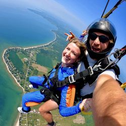 Skydive Burnaby - Amazing views over Niagara Ontario