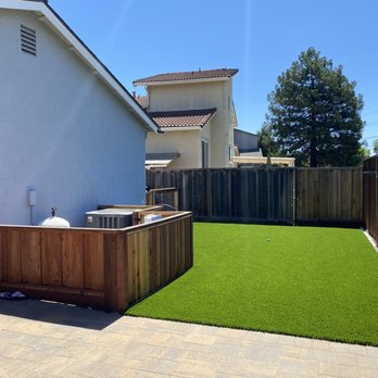 Ecosite Landscaping - Pavers and lawn - Landscaping Near Me