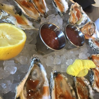 Fuller's Raw Bar - Raw oysters - Seafood Near Me - Hampton, Virginia Fuller's Raw Bar - Raw oysters - Seafood Near Me - Hampton, Virginia
