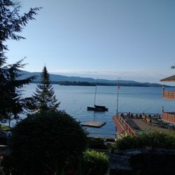Canoe Island Lodge - Lake George NY view from walkway