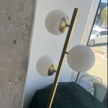 Oishii Matcha - It's electric inside - Coffee & Tea Near Me - San Francisco, California Oishii Matcha - It's electric inside - Coffee & Tea Near Me - San Francisco, California