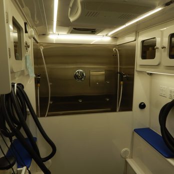 wet noses mobile grooming prices