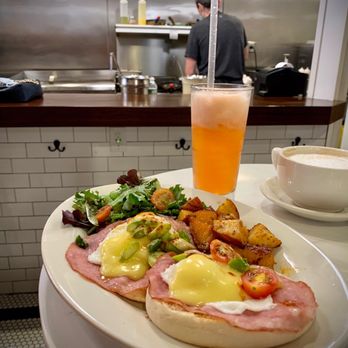 Cafe Bonjour - Cook doing his magic behind the counter - Breakfast & Brunch Near Me - Boston, Massachusetts