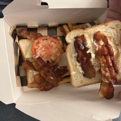Armadilleaux Cafe - Classic BLT