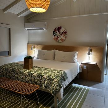 Les Cactus - Our room - Hotels Near Me - Palm Springs, California Les Cactus - Our room - Hotels Near Me - Palm Springs, California