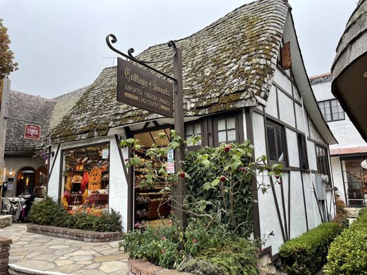 Carmel-By-The-Sea by null