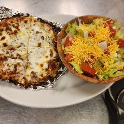 John & Toni's Restaurant Lounge - Lunch special