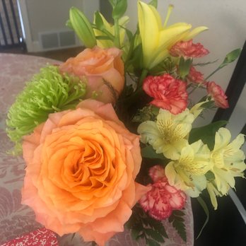 Ambati Flowers - Early mother days flowers. Had to beat the rush! - Florists Near Me - Kalamazoo, Michigan Ambati Flowers - Early mother days flowers. Had to beat the rush! - Florists Near Me - Kalamazoo, Michigan