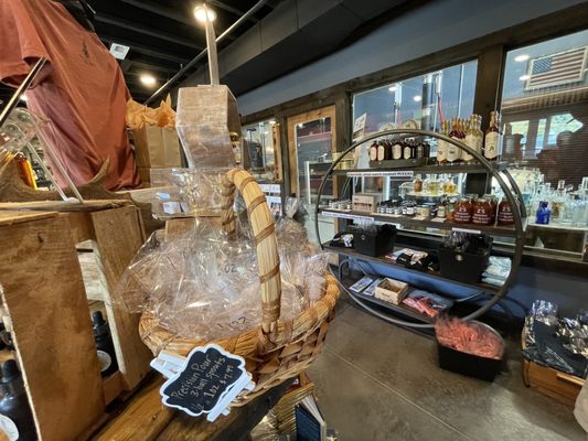 New World Distillery by null