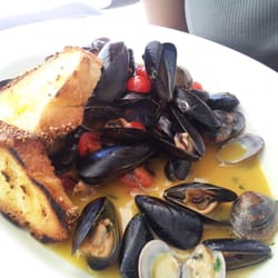Trattoria Due Colonne - Sauté di cozze e vongole