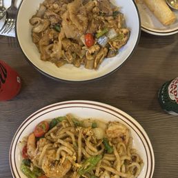 Pad Kee Mao Drunken Noodles and Pad U-don Noodles Pad Kee Mao Drunken Noodles and Pad U-don Noodles